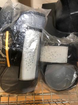 Imperial Riding 4er Set Gamaschen und Sehnenschoner Grau mit Straß Pony