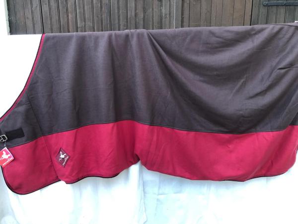 BR Abschwitzdecke Premiere Braun/Rot 155 cm