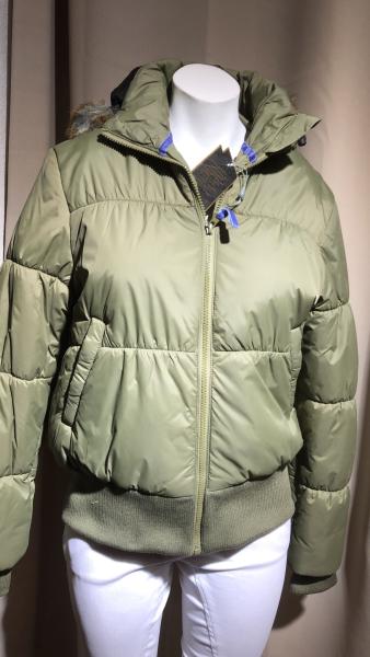 BR  Steppjacke Gateneau dunkelgrün Gr. L